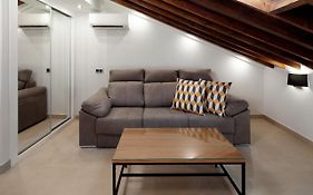 INMálaga Penthouse Santos Suites